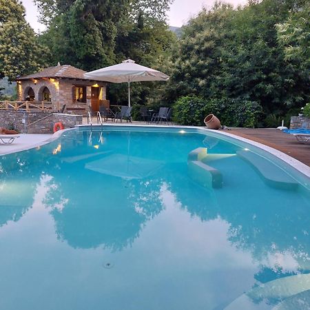 Amalthia Traditional Guesthouse ツァガラダ エクステリア 写真