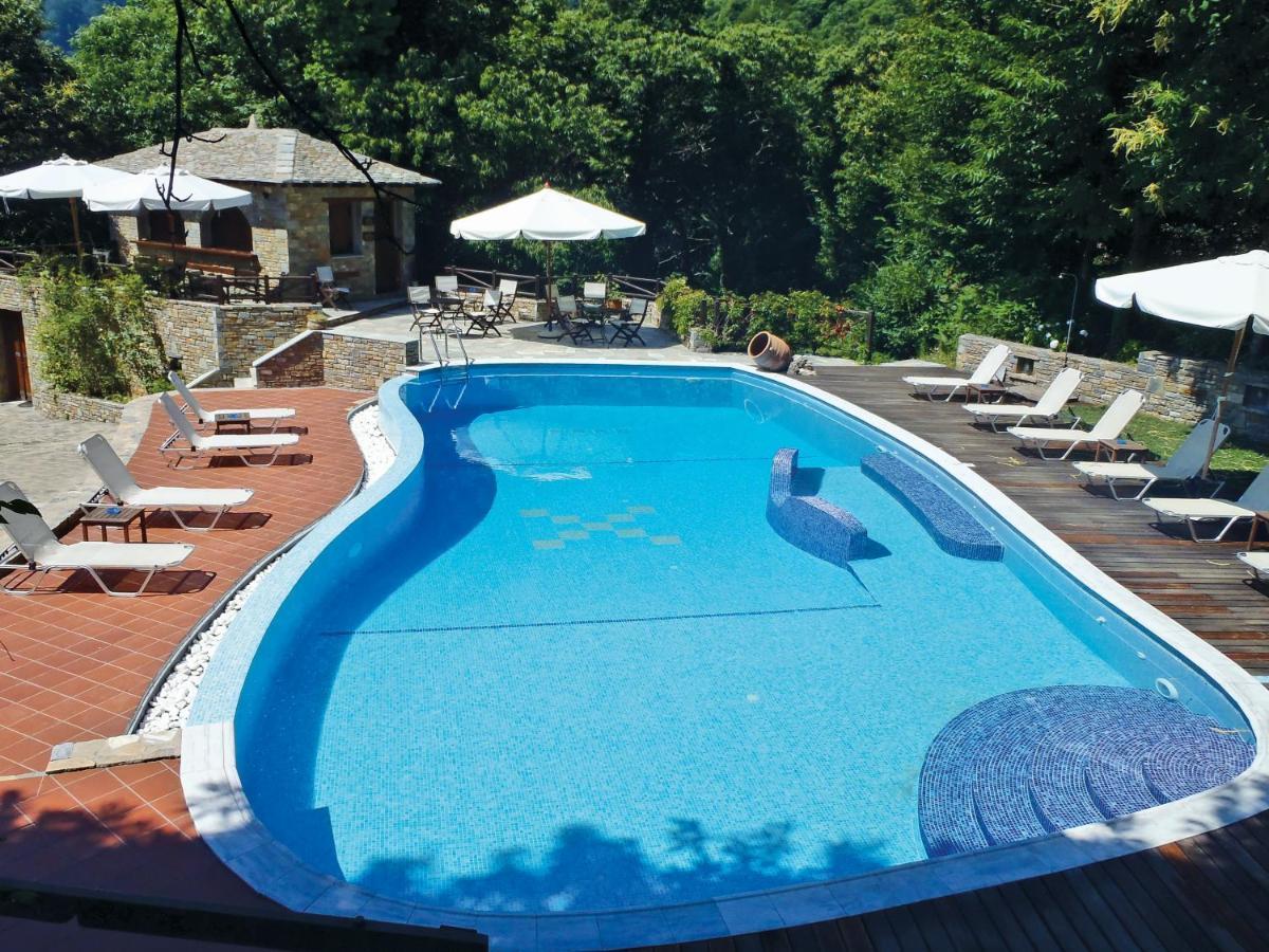 Amalthia Traditional Guesthouse ツァガラダ エクステリア 写真
