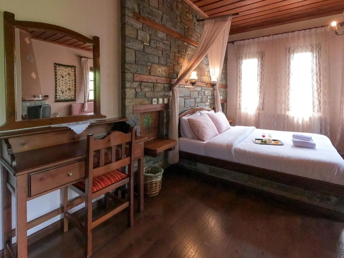 Amalthia Traditional Guesthouse ツァガラダ エクステリア 写真